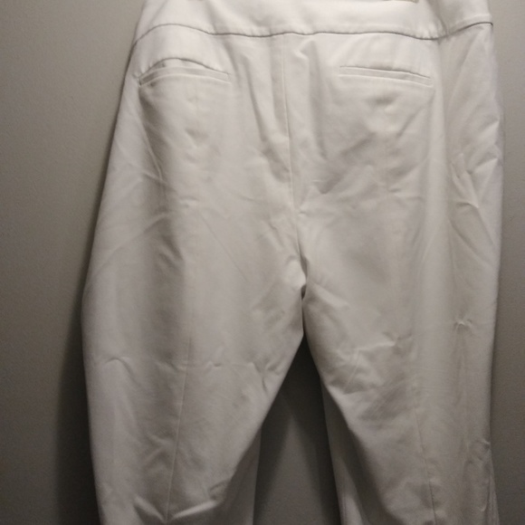White cropped pants - Picture 3 of 7